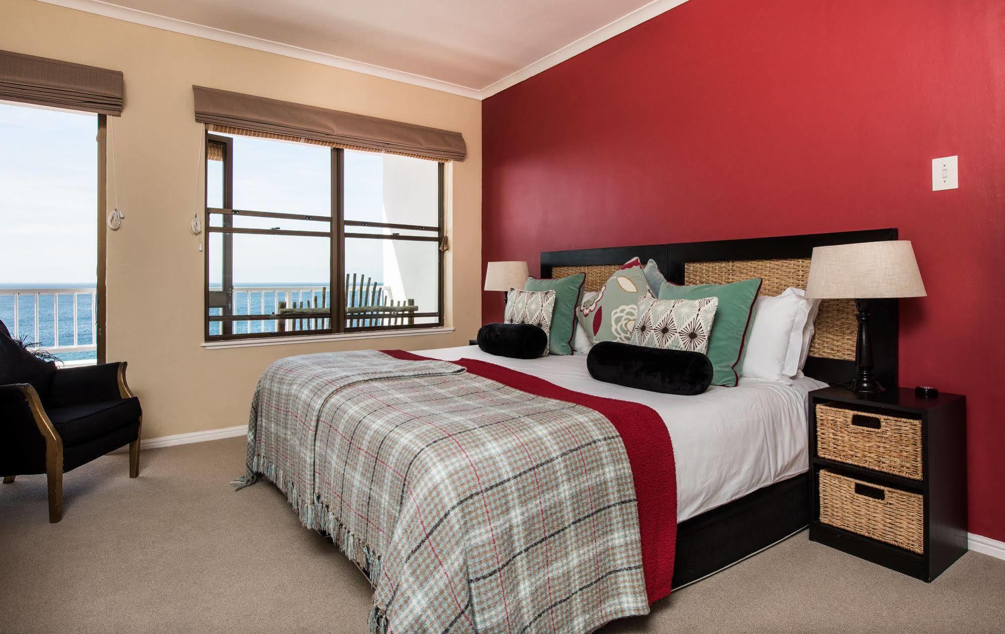 Whale View Manor & Spa Simon's Town Exterior photo